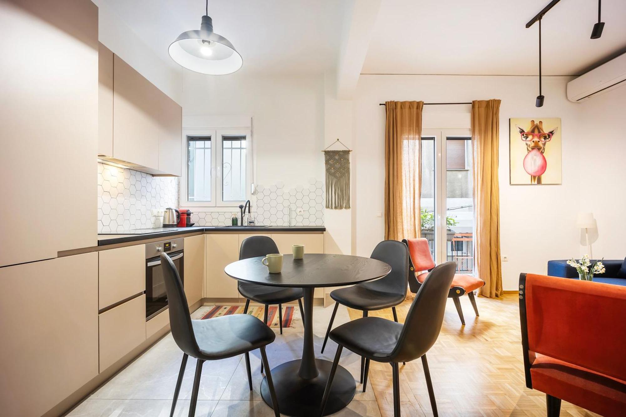 O&O Group - Eclectic Chic Thissio Apartment Atina Dış mekan fotoğraf